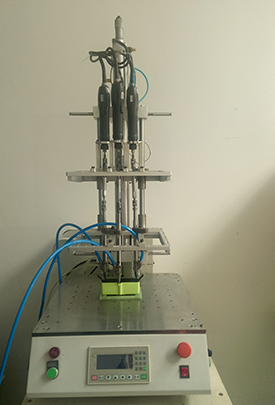 多轴立式自动锁螺丝机